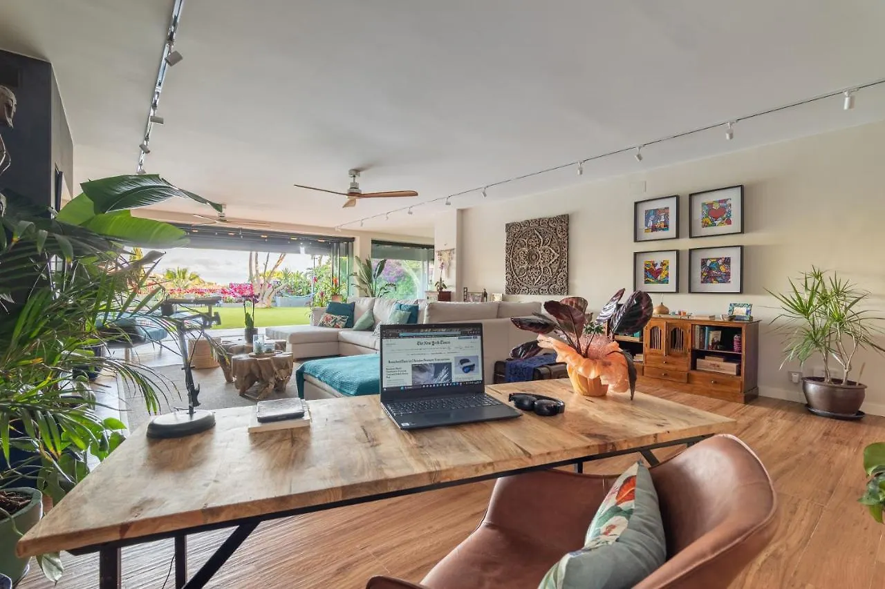 Barcelona'S Tropical Oasis Villa Sant Just Desvern Spain